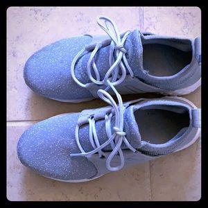 New balance gym shoes